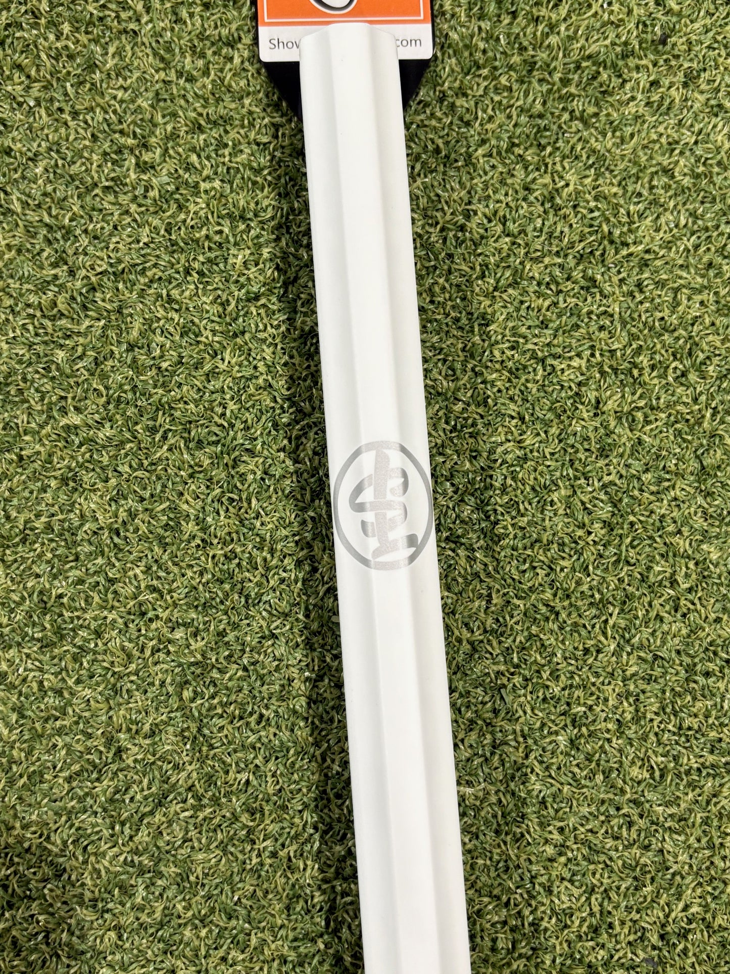 Showtime White Carbon Fiber Lacrosse Shaft